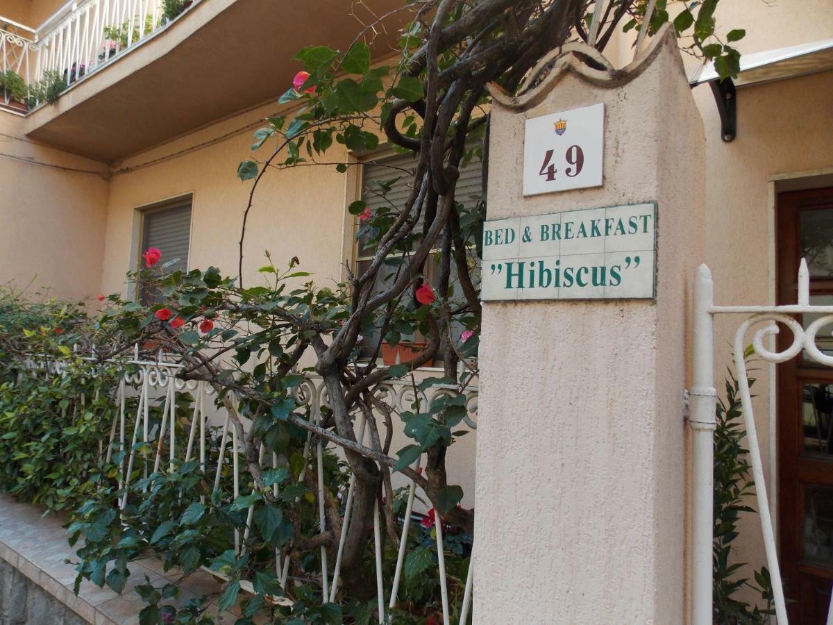Bed And Breakfast Hibiscus Alghero Bagian luar foto